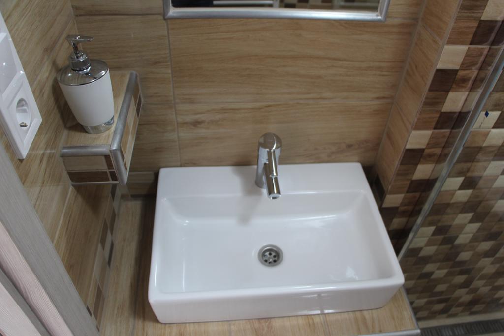 Verona Apartman Szeged Esterno foto
