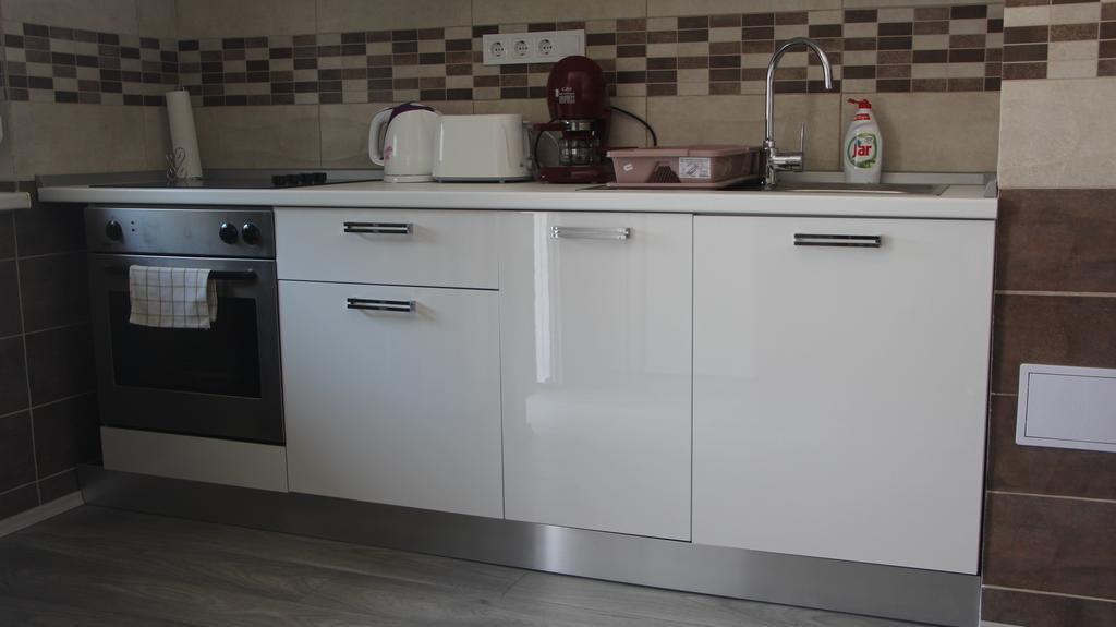 Verona Apartman Szeged Esterno foto