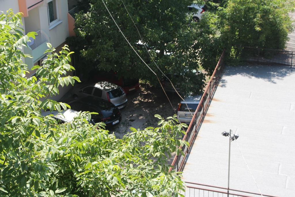 Verona Apartman Szeged Esterno foto
