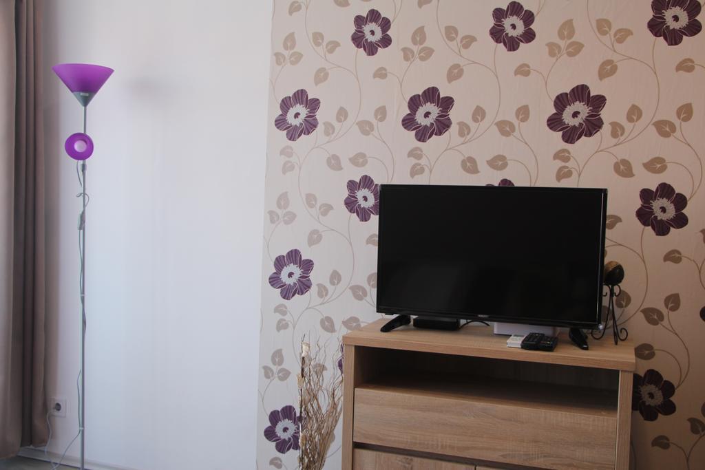 Verona Apartman Szeged Esterno foto